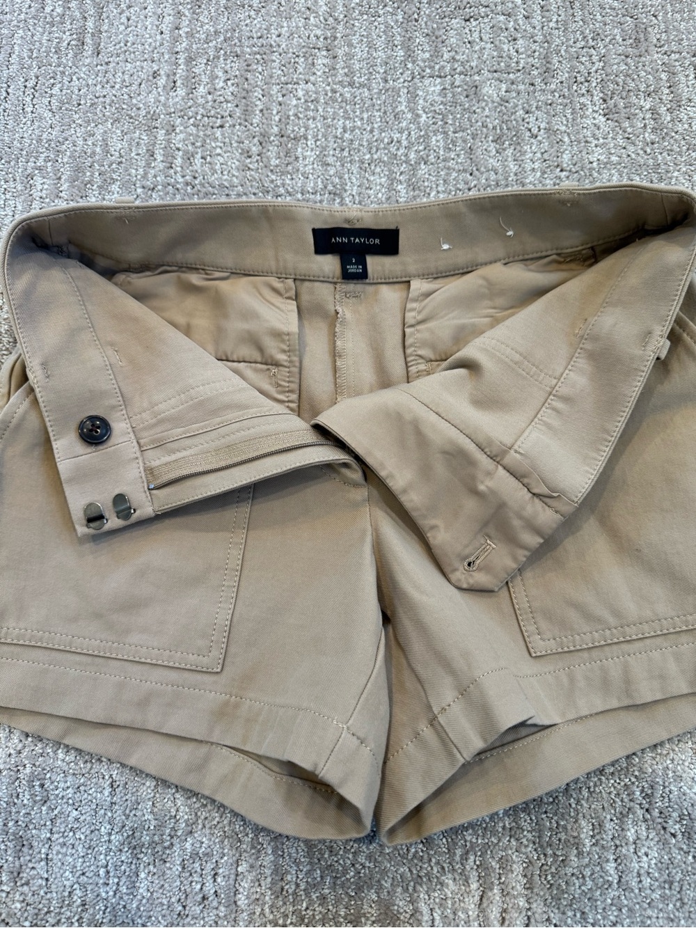Ann Taylor Women’s Tan Shorts - Picture 2 of 5